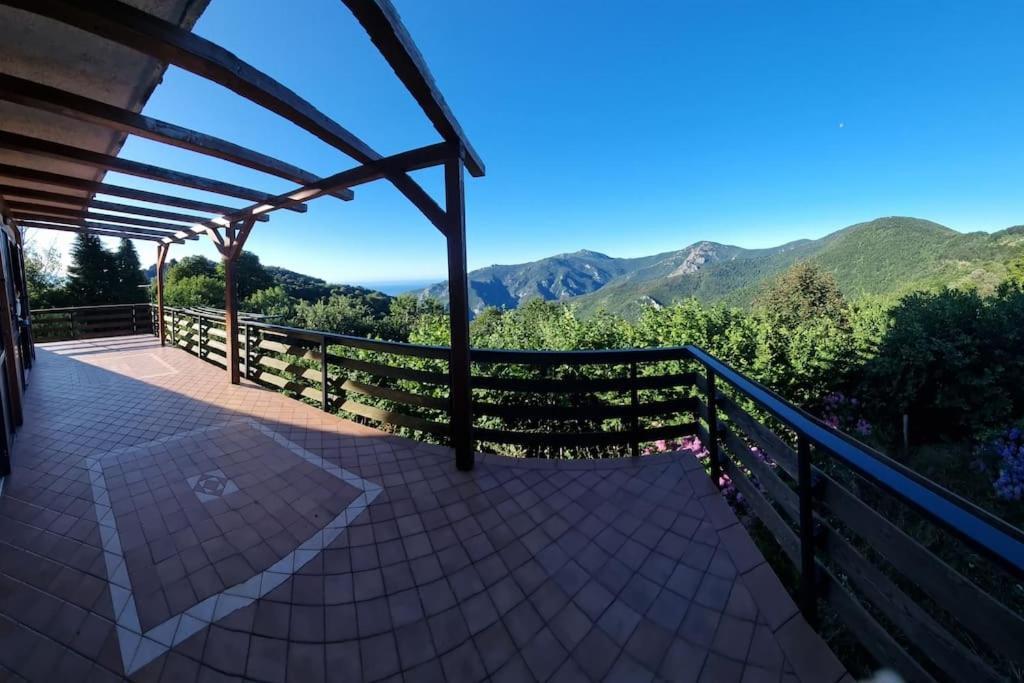 Ferienwohnung Bee Freeride Bikers House Magliolo Exterior foto